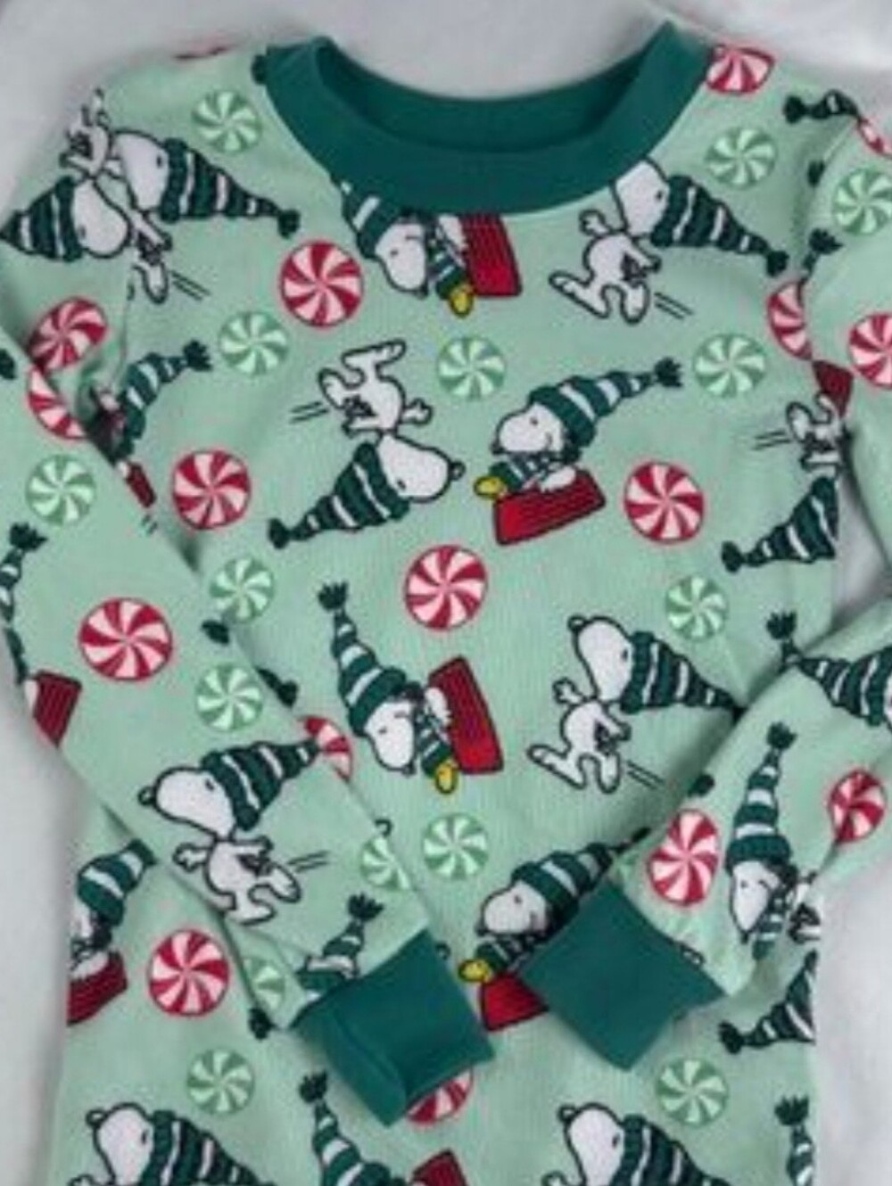 Snoopy Peanuts Kids Holiday Pajama Top NWT Size 10